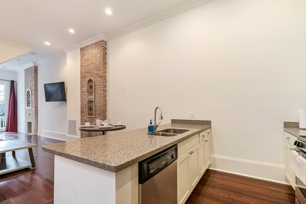 Ferienwohnung Charming 2Br On Carondelet By Hosteeva New Orleans Exterior foto